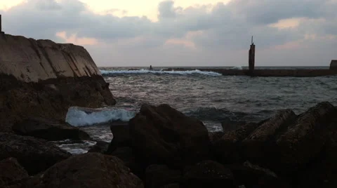 Afternoon waves in fast motion Stock Footage 65061571