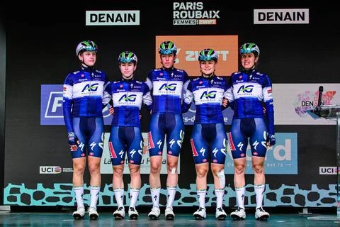 AG INSURANCE - SOUDAL QUICK-STEP TEAM: Paris - Roubaix - WomenÂ s Race MEE.. Stock Photos