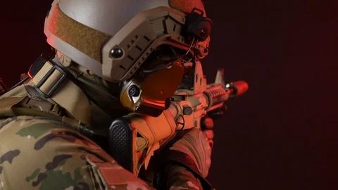 Agent fbi with automatic rifle Stock Footage 124725039
