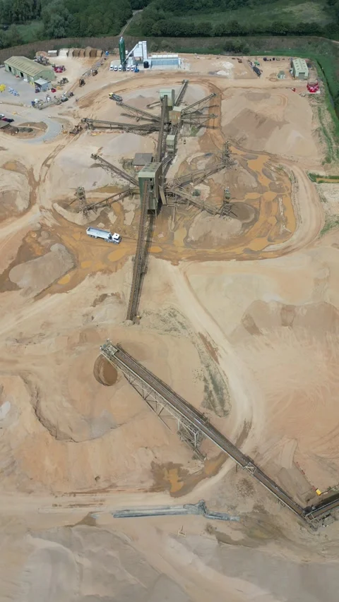 Aggregate Quarry: Production (Quarry Conveyor Belt System) -Portrait Vídeo Stock 313628421