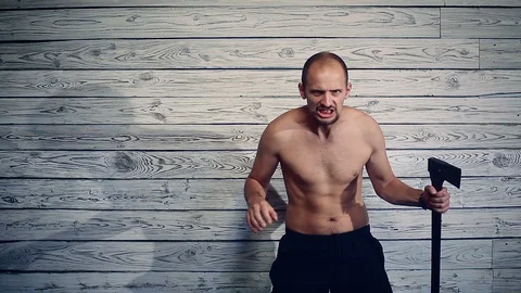 Aggressive maniac with an axe Vídeo Stock 96680904