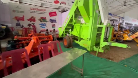 Agricultural mud loader Vídeo Stock 346814625