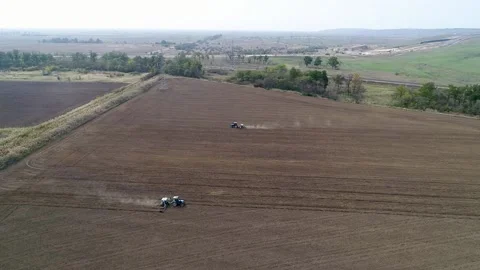 Agricultural Tractor For Sowing And Processing Fields Vídeos de archivo 150516397
