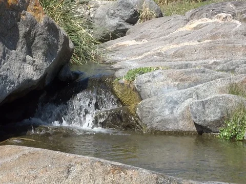 Agua de río 스톡 동영상 126218171