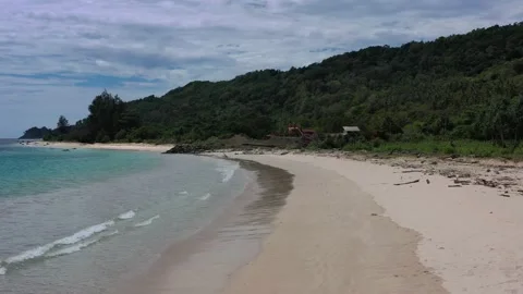 AH - Beach Wave Stock Footage 172529014