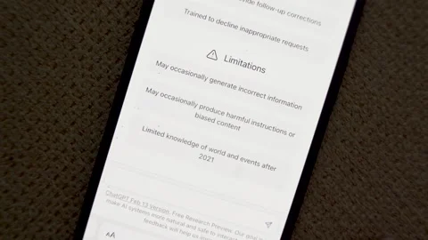 AI chatbot, powered by GPT technology, serving as a virtual assistant for a busy Vidéo 234534603