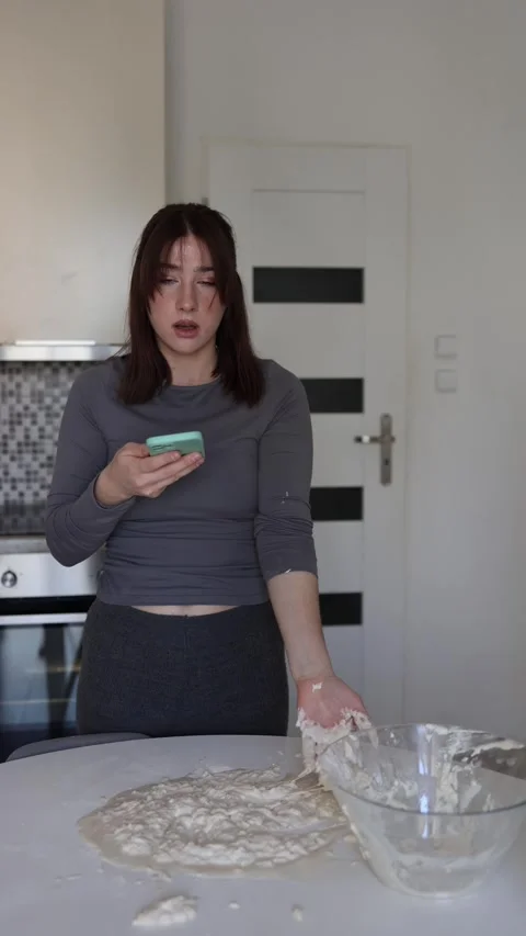 AI cooking advice gone wrong Видео 334781642