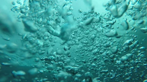 Air bubbles underwater 스톡 동영상 120820888
