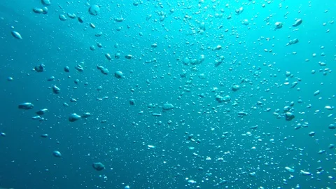 Air bubbles underwater Video stock 127169015
