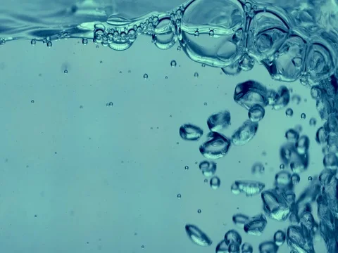 Air bubbles in water Video stock 80597093