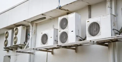 Air conditioner compressor Фото
