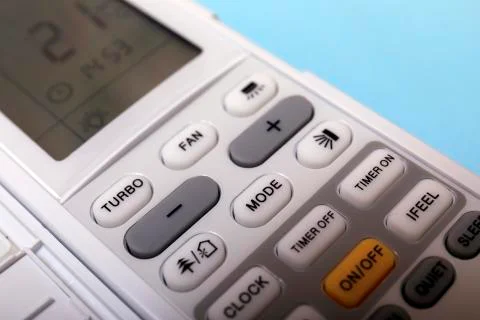 Air conditioner remote controller with wifi, isolate remote control on white, Foto stock