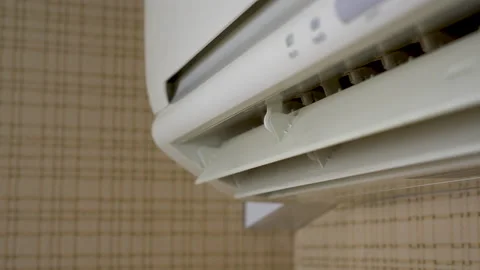 Air conditioning in the house to adjust the temperature in the room. Air Stock-Footage 132704475