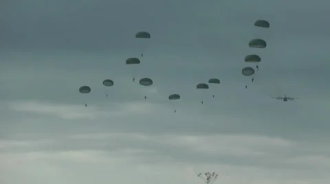 Air drop of paratroopers Stock Footage 36403149