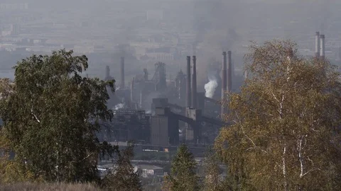 Air pollution from chimneys from a large factory Video stock 116181739