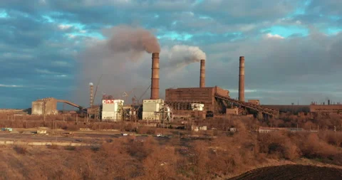 Air pollution. clouds of smoke coming from the chimneys of the plant. Drone 動画素材 137019993