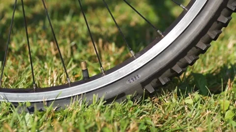 Air pressure checking for bicycle tyre Stock Footage 8567641