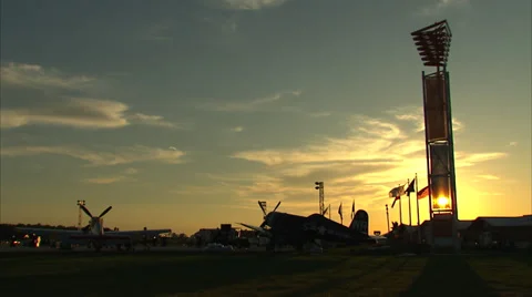 Air Show at Sunset 库存影片 35345812