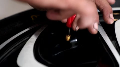 Air Valve Replace Video stock 287967128