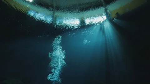 Airbubbles and  Sunrays in swimming pool Video stock 95597794