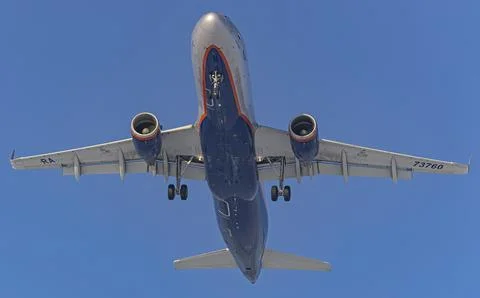 Airbus a321 Stock Photos