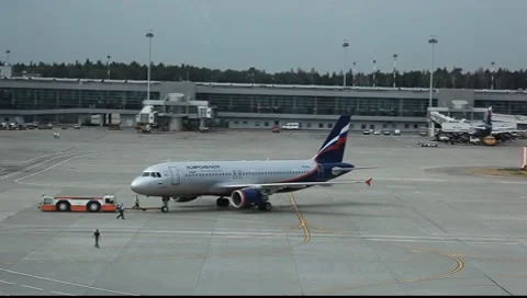 Airbus push back Stock Footage 8094320