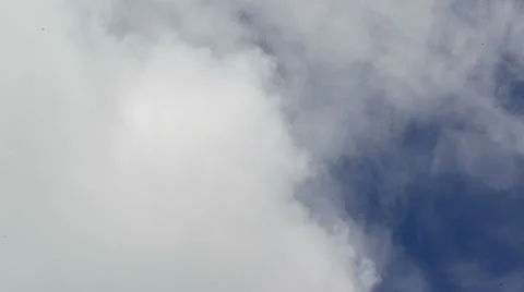 Aircraft crossing the sky Video stock 34078663