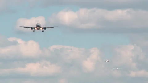 Aircraft Final Approach Stock Footage 39375448