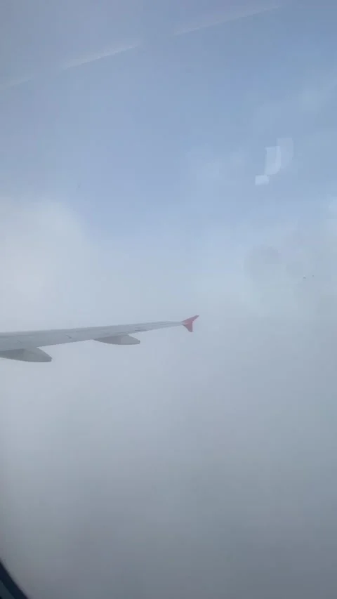 Aircraft over the cloud 스톡 동영상 133586345