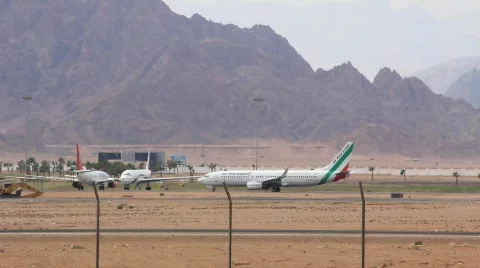 Airfield Video stock 872701