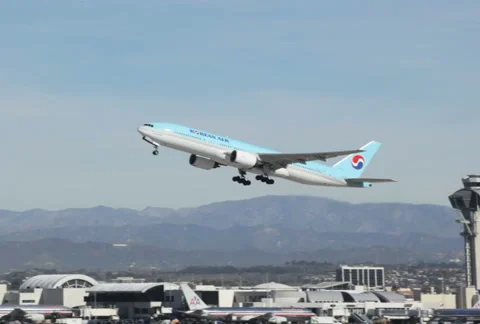 Airline Takeoff LAX 05 SD Stock Footage