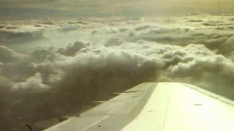 Airline window view at clouds Vidéo 83618668