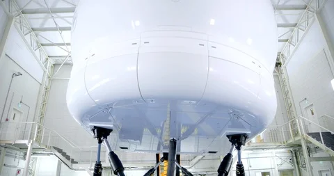 Airliner Flight Simulator In Motion. Actuators Moving 動画素材 91401912