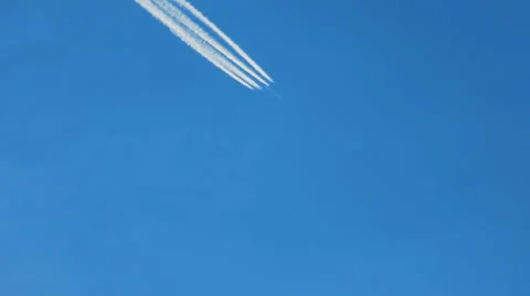 Airliner flying high Stock Footage