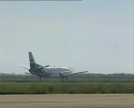 Airplaine taking off 스톡 동영상 12119499