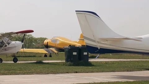 Airplane on the airfield Video stock 83384606