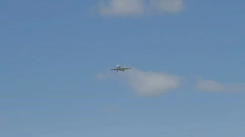 Airplane on Approach 2 HD Stock Footage 705235
