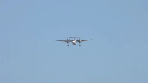 Airplane Approaching Stock Footage 129190648