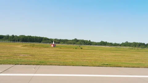 Airplane arrival, view from the window Video stock 171422155