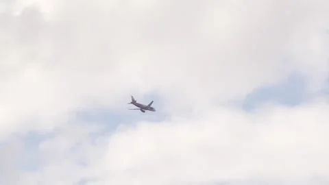 Airplane in clouds 動画素材 201421157