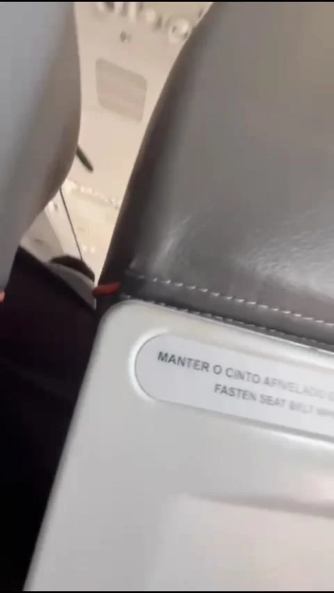 Airplane Engine Explodes Mid-flight, Rio de Janeiro, Brazil - 09 Oct 2023 Video stock 252936281