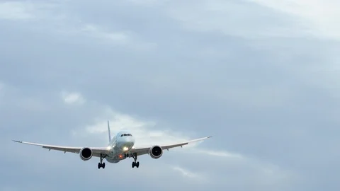 Airplane flies overhead Stock Footage 117097171