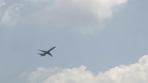 Airplane Flying Overhead Stock Footage 47055131