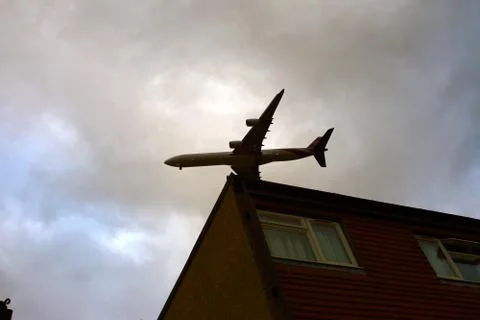Airplane flying Stock Photos