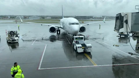 Airplane At Gate Ready For Take Off Stock Footage 194224791