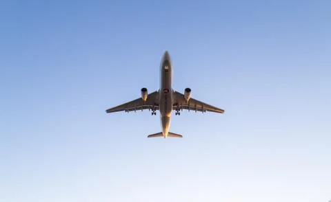 Airplane gliding Foto stock