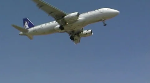 Airplane landing Stock Footage 3822865