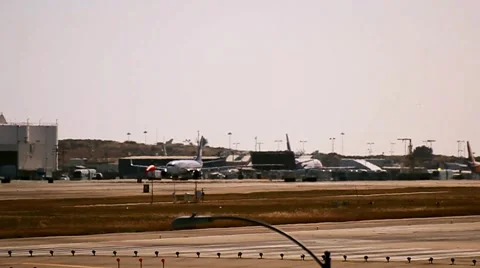 Airplane Landing 動画素材 5503636