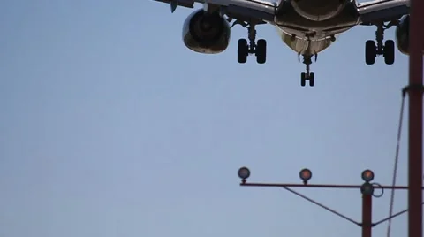 Airplane Landing 動画素材 5503923