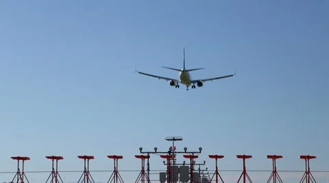 Airplane landing Stock Footage 54911485